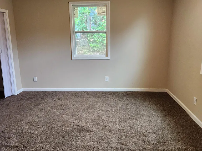 836 Edwards Ave — Photo 9