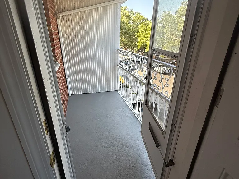 2078 E 56th St #3 — Photo 9