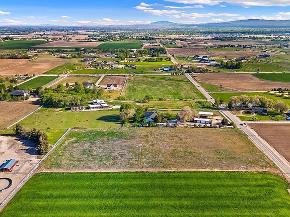 5th image of 3735 S Black Cat Rd