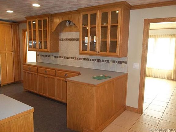 4th image of 1112 Valley Acre Ln