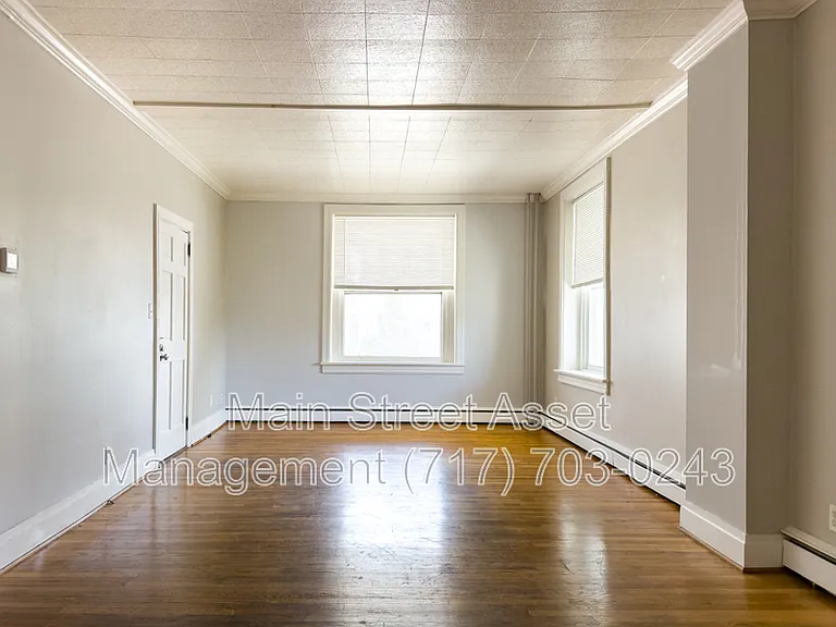 139 S 29th St #1 — Photo 7