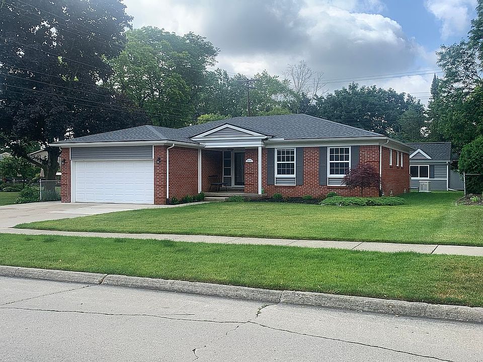 1st image of 14437 Crestwood Dr