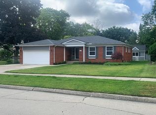14437 Crestwood Dr, Plymouth, MI 48170