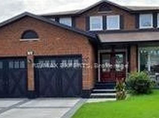 182 Timber Ln, Vaughan, ON L4L3J9