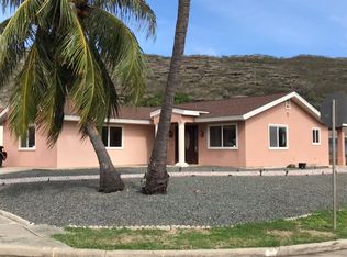 623 Inuwai Pl, Honolulu, HI 96825