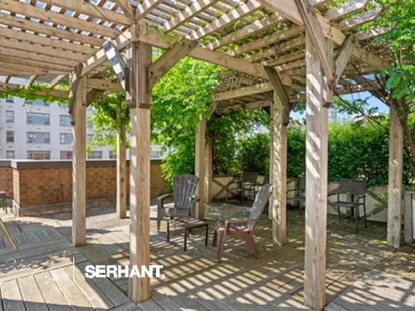 301 East 63rd Street image 16 of 38