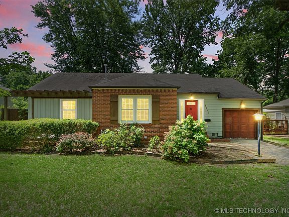 2nd image of 3540 E 22nd Pl