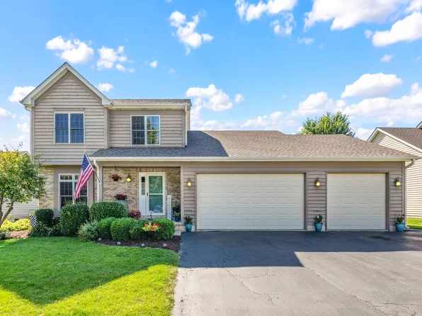 531 Meadow Ln, Hinckley, IL 60520