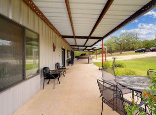 121 Richards Rd, Kerrville, TX 78028