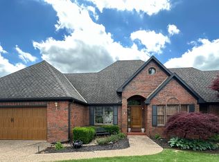 14 S Mission Hills Cir, Rogers, AR 72758