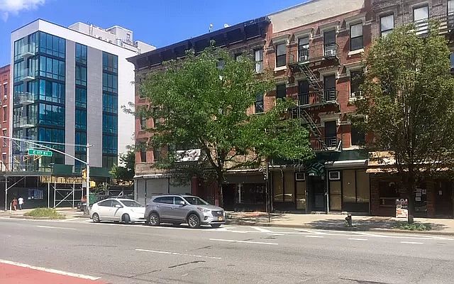 1st image of 2270 2nd Ave #1