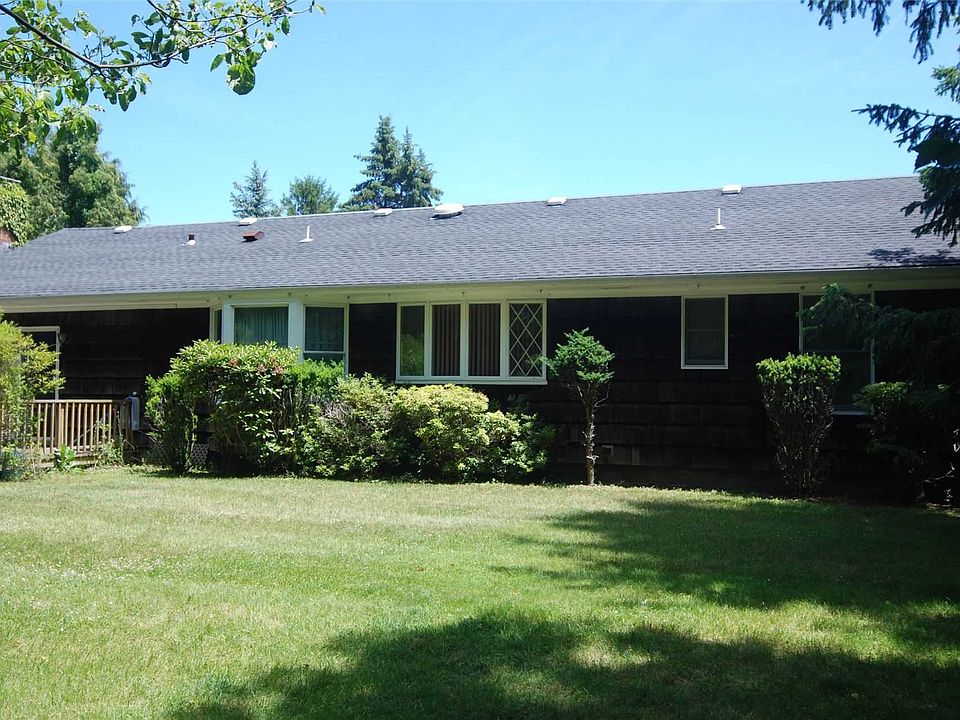 1st image of 1055 Rosewood Dr