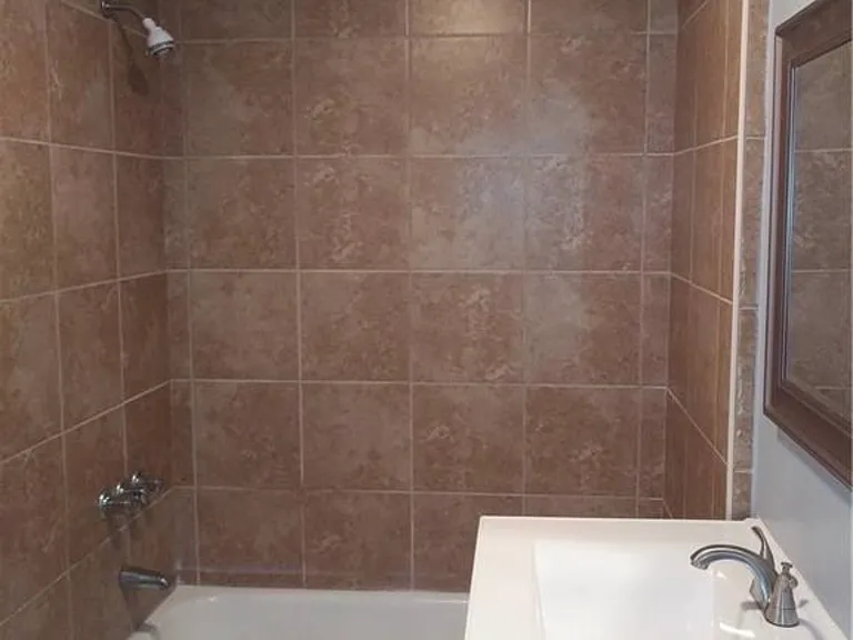 303 Lynn Ave — Photo 14
