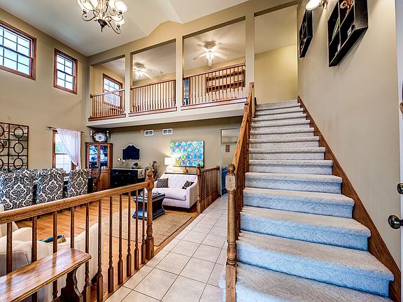 2nd image of 1056 Brian Dr