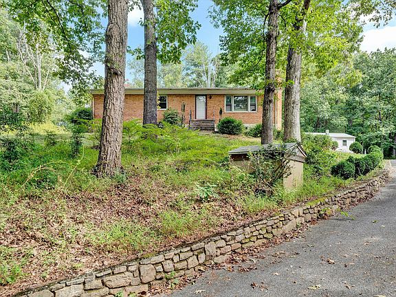 2nd image of 6804 Cotton Hill Rd
