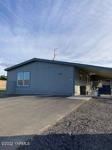 831 Brathovde Rd, Selah, WA, 98942