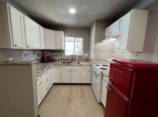 224 N Maple Ave, Fresno, CA 93702