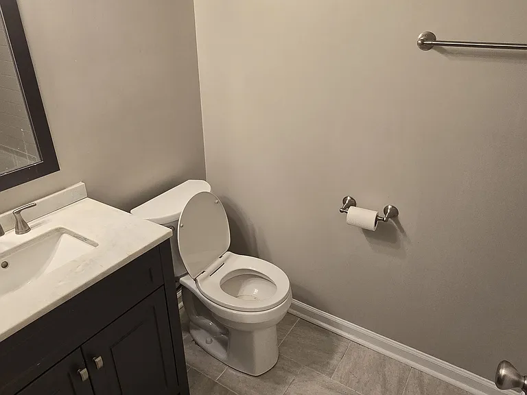 422 Katonah Ave — Photo 15