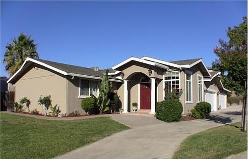 1st image of 42024 Benbow Dr