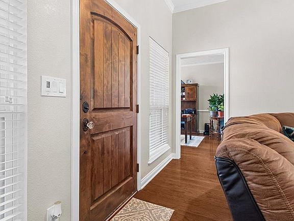 4th image of 4705 David Dr