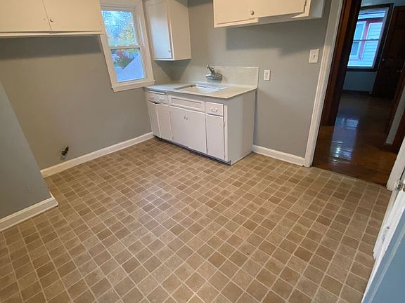 2nd image of 3871-3873 N 36th St #3871