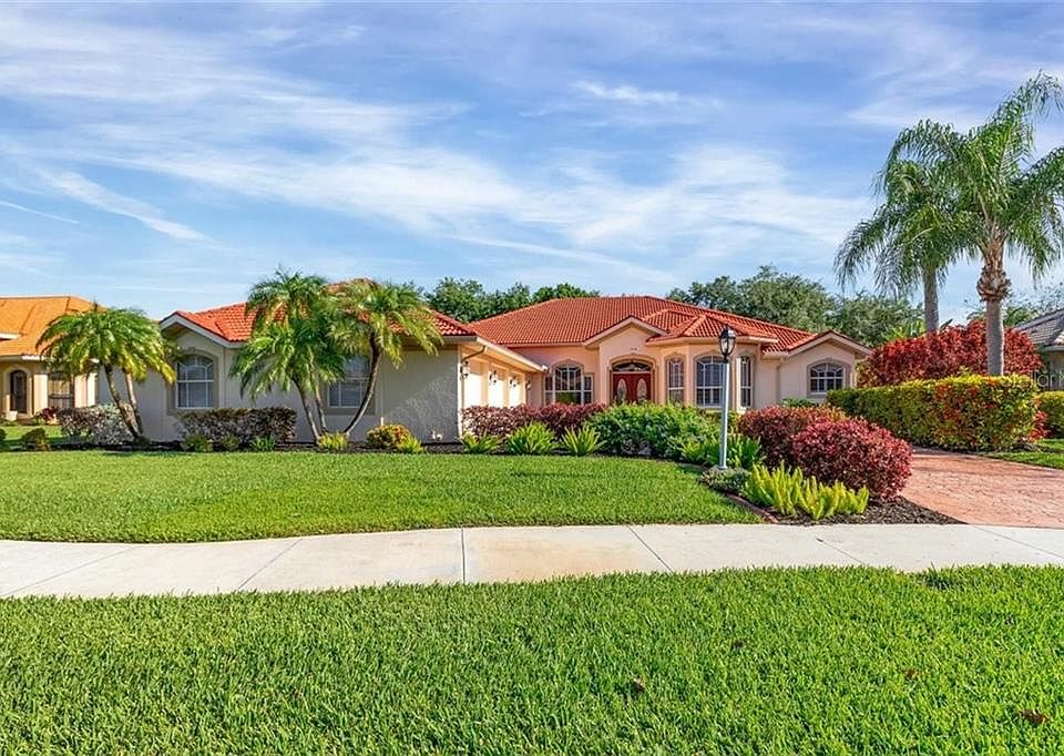 1st image of 1750 Queen Palm Way