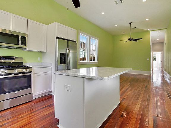 2nd image of 2261 Urquhart St