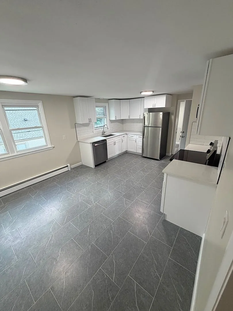 15-17 Laurel St, E. Hartford — Photo 1