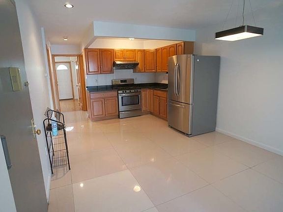 2nd image of 90-56 55th Ave Floor 3