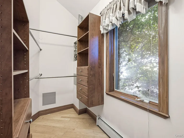 1 Bridle Path Dr — Photo 29