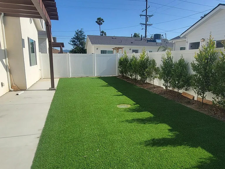 5809 Cleon Ave — Photo 12