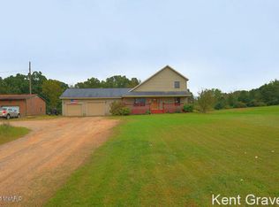9155 Ellis Rd, Belding, MI 48809