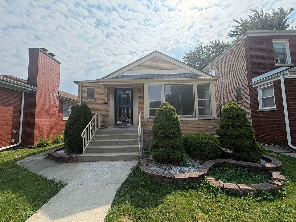 1st image of 8741 S Kimbark Ave