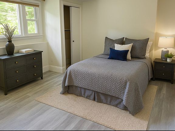 5th image of 237 Carlisle Rd #1