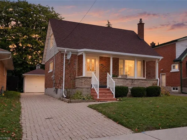 44 Ruby St, Kitchener, ON N2M 3E3