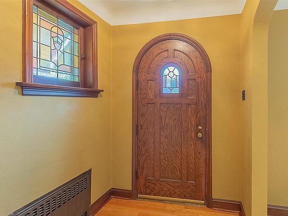 4th image of 5505 Walsh St