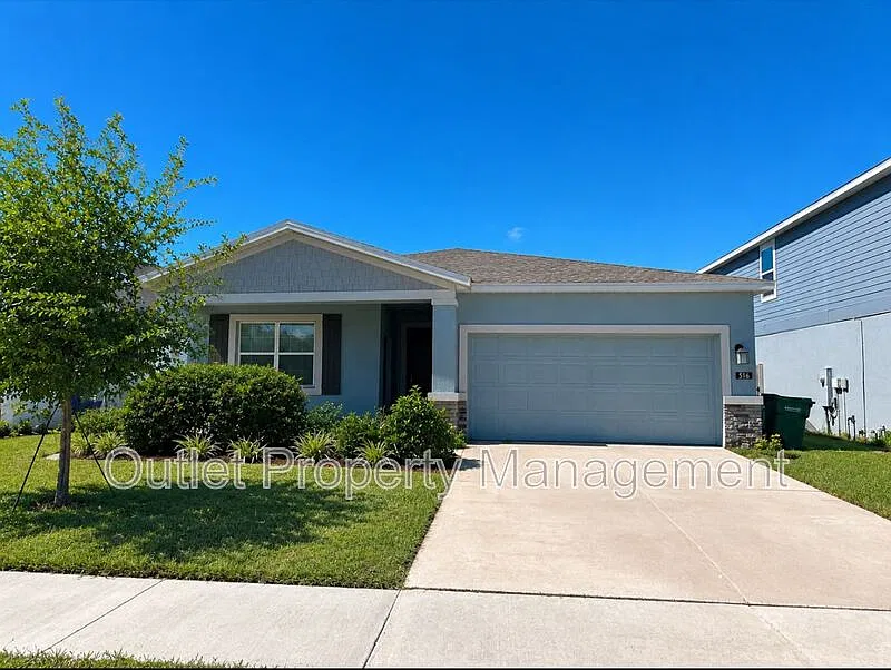 1 bed, 1.0 bath, 600 sqft, $1,249 — Photo 1
