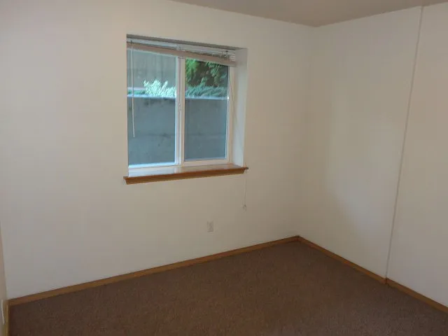3 bedroom, 1.5 bathroom 3 bedroom, 1.5 bathroom