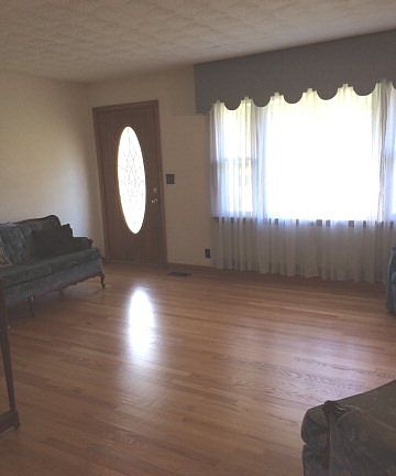 2nd image of 1008 White Ave