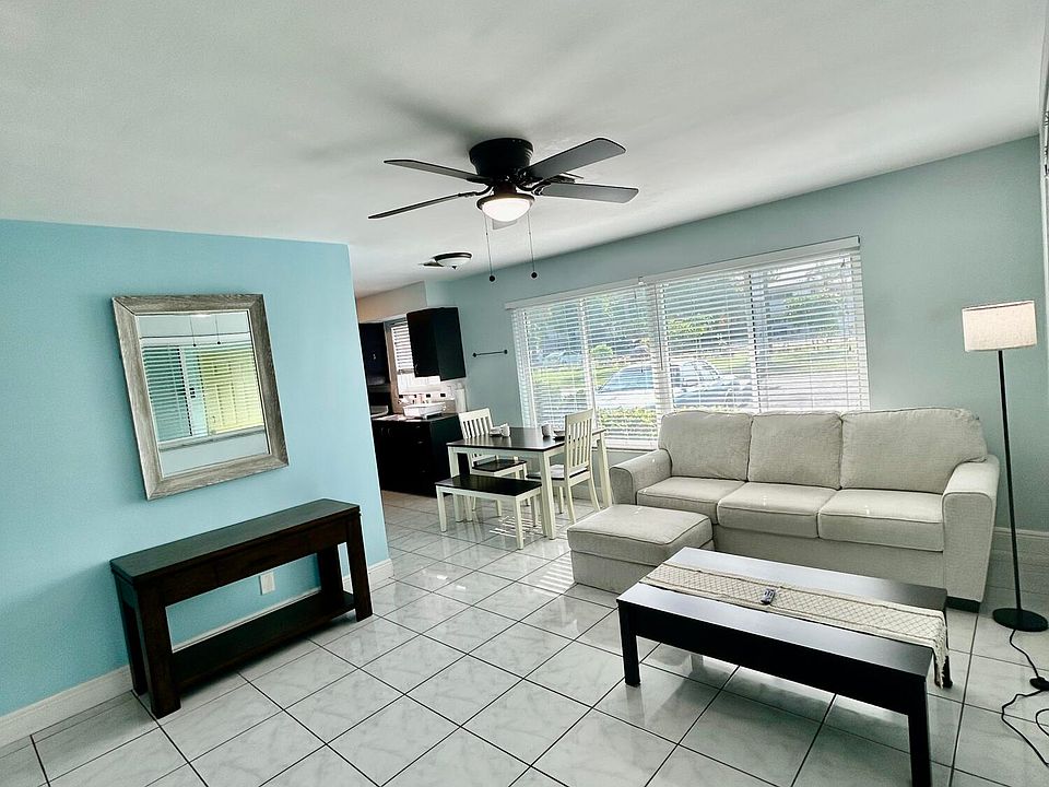 1st image of 4421 Poinciana St #1