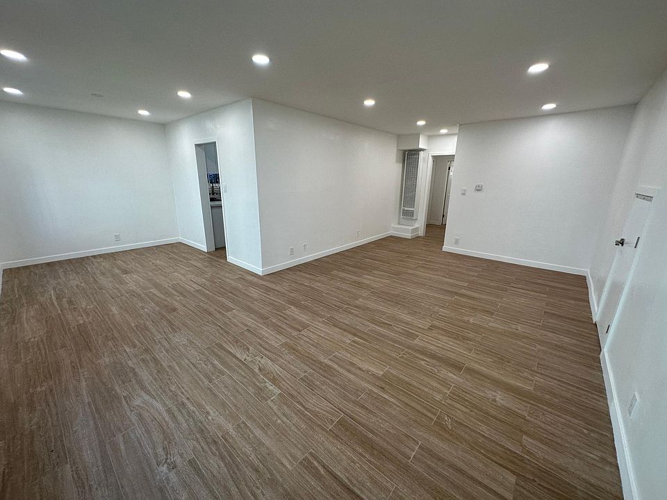 1st image of 1526 S Wooster St APT 2