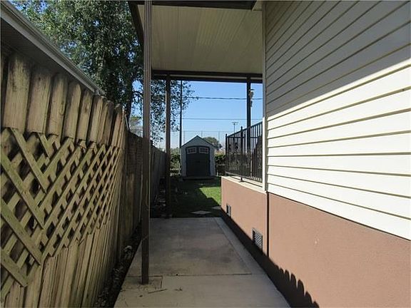 4th image of 1816 Dogwood Dr