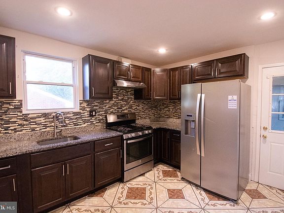 5th image of 3527 56th St
