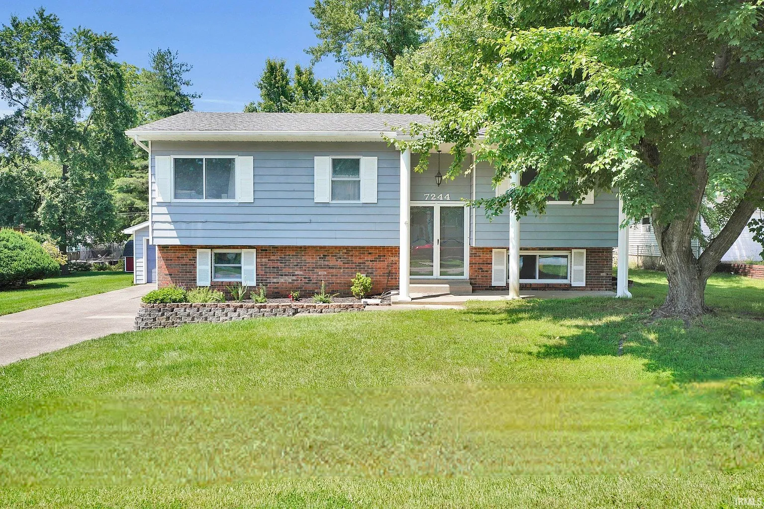 7244 Oaklawn Dr photo 1