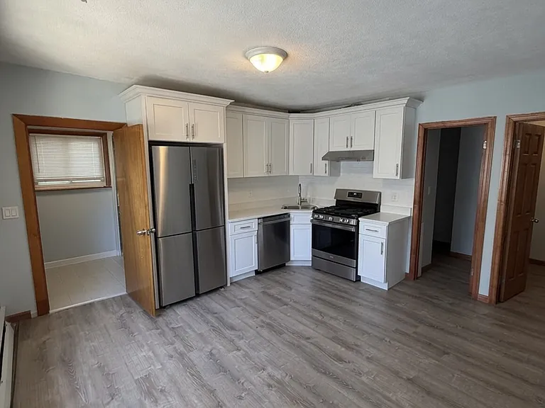 83-89 Webster Ave #2 — Photo 1