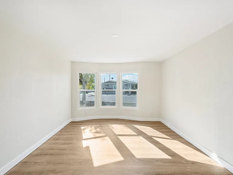 73300 Broadmoor Dr — Photo 18