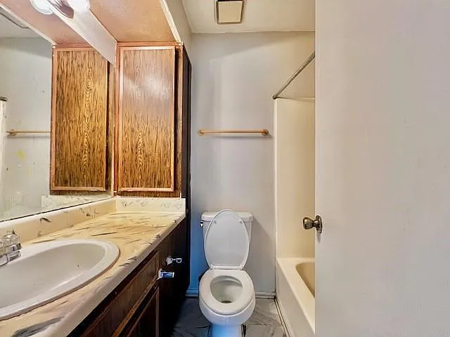 6495 Bannor Ln — Photo 9