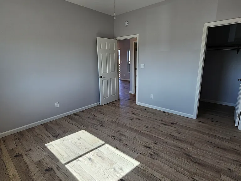 3422 Santiago Dr — Photo 24