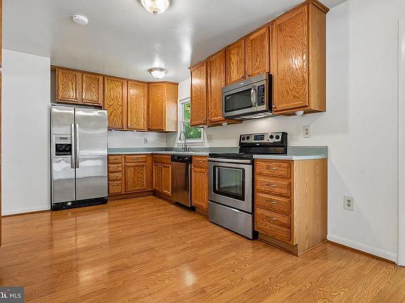 4th image of 13022 Kerrydale Rd