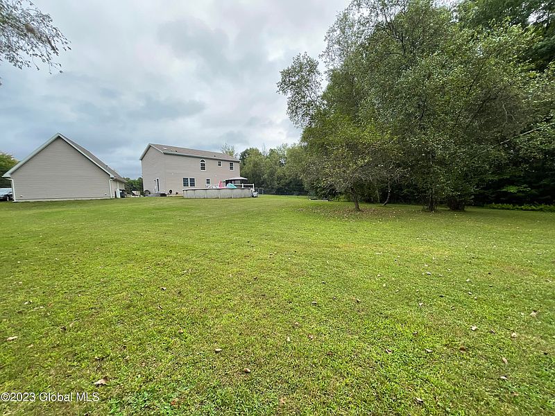 3rd image of 860 State Highway 29